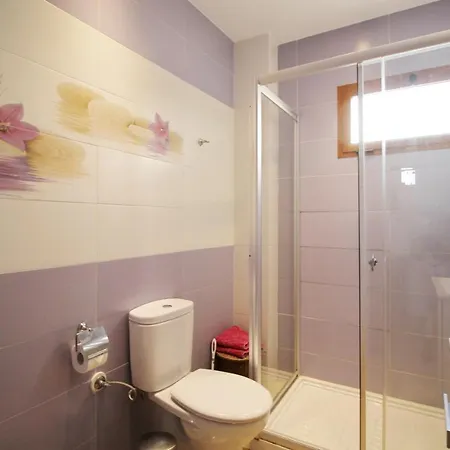 Paola Spainsunrentals 1077 Нерха