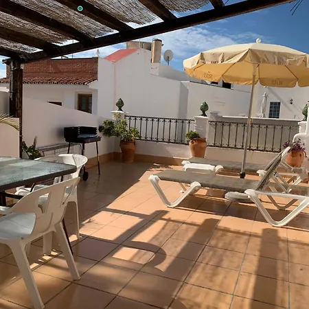 Paola Spainsunrentals 1077 *
