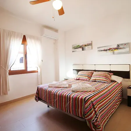 Paola Spainsunrentals 1077 Apartment
